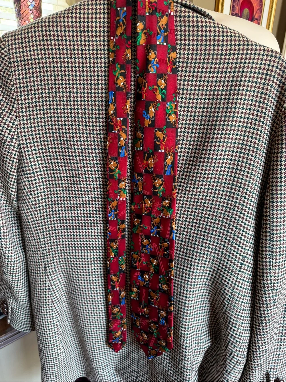 Vintage Hallmark Yule Tie Greetings Reindeer Christmas Tie Made in USA